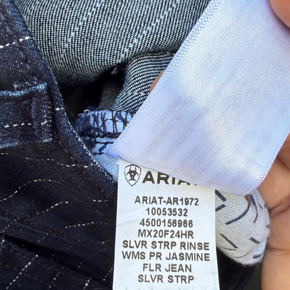 Ariat | Silver Stripe Rinse Jasmine Perfect Rise Flare Womens Jeans size 18R - Picture 9 of 10